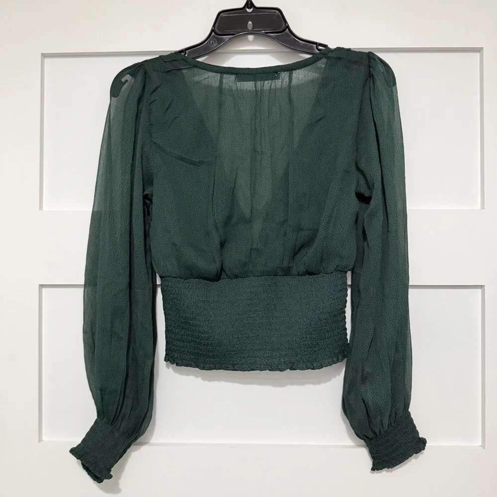 Abercrombie & Fitch Green Long Sleeve Smocked Waist Top Size XS 36158